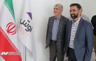 حضور آذری جهرمی و طیب نیا به مناسبت روز خبرنگار در تحریریه آوش 