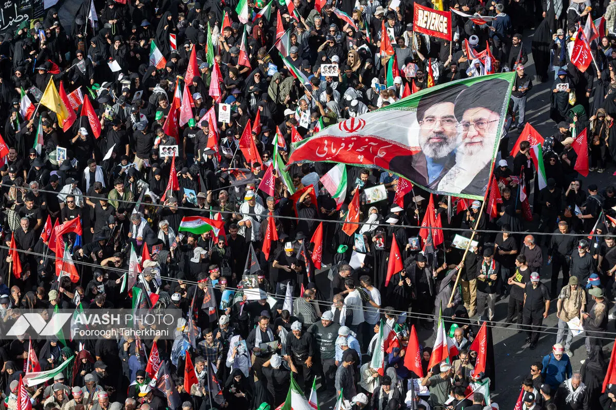 مراسم تشییع پیکر مطهر رهبر شهید انقلاب در تهران - ۴