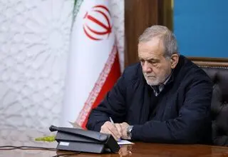 پزشکیان: حمله به زیرساخت‌ها می‌تواند پیامدهای خارج از کنترل داشته باشد