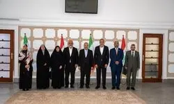 ملاقات هیأتی از نمایندگان مجلس عراق با سفیر ایران در بغداد