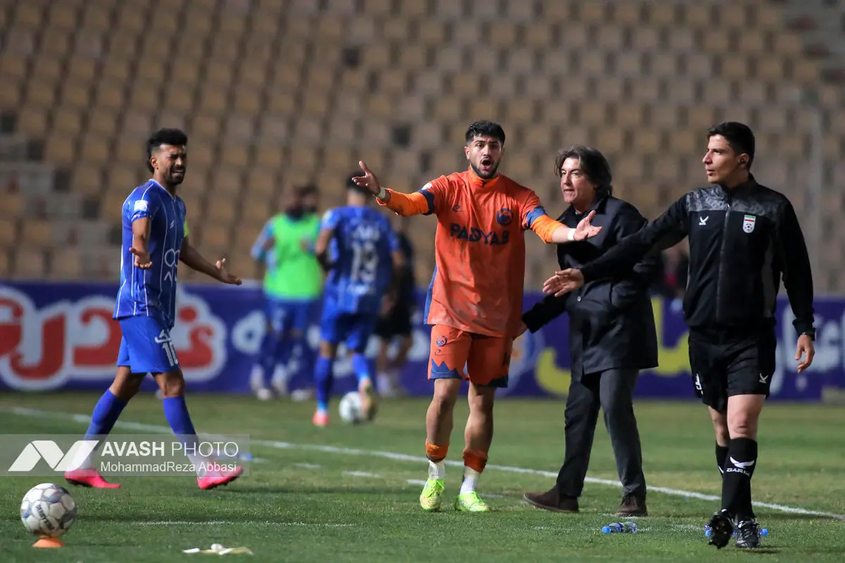 جام حذفی فوتبال ایران - استقلال و پادیاب