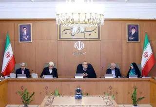 دعوت هیات دولت از مردم برای حضور در راهپیمایی «همبستگی ملی و تکریم صلح و دوستی»