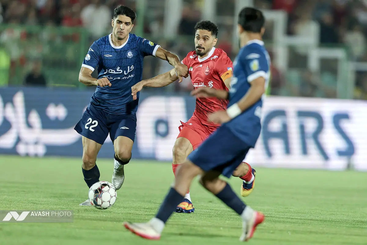 لیگ برتر فوتبال - پرسپولیس و گل‌گهر
