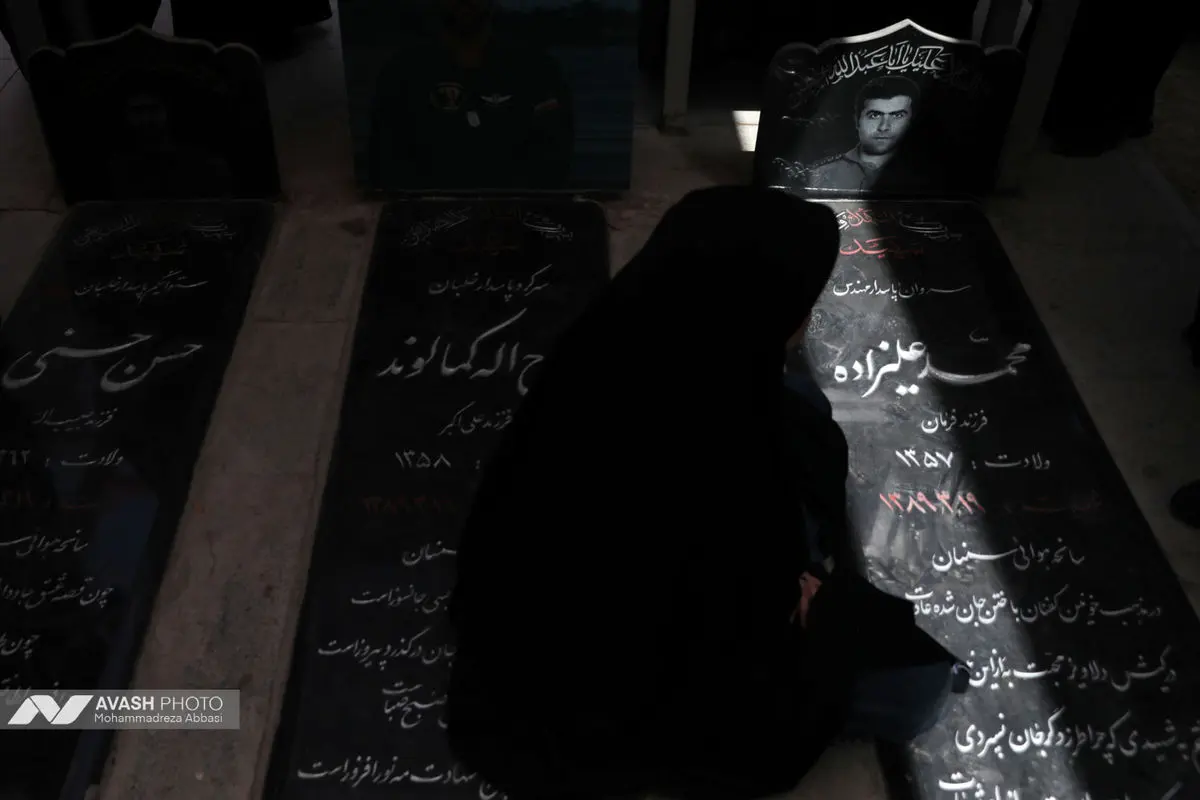 مراسم تشییع پیکر سردار حاجی زاده