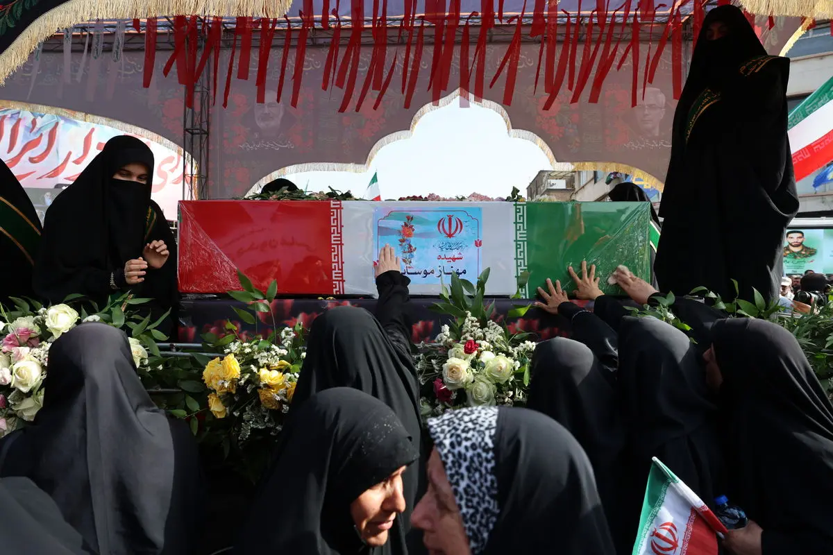 تشییع سرداران و دانشمندان شهید 