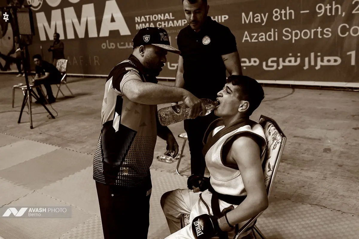 مسابقات لیگ جوانان MMA