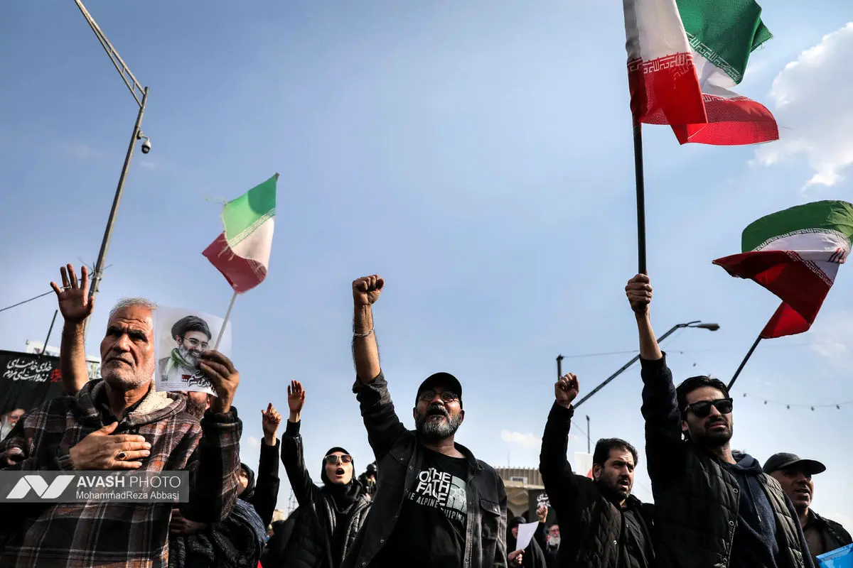 مراسم تشییع «علی لاریجانی»، «غلامرضا سلیمانی» و قهرمانان «ناو دنا»