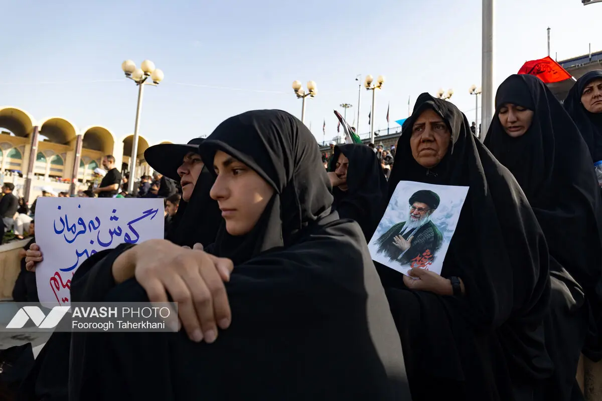 نخستین روز مراسم وداع با رهبر شهید انقلاب - ۳
