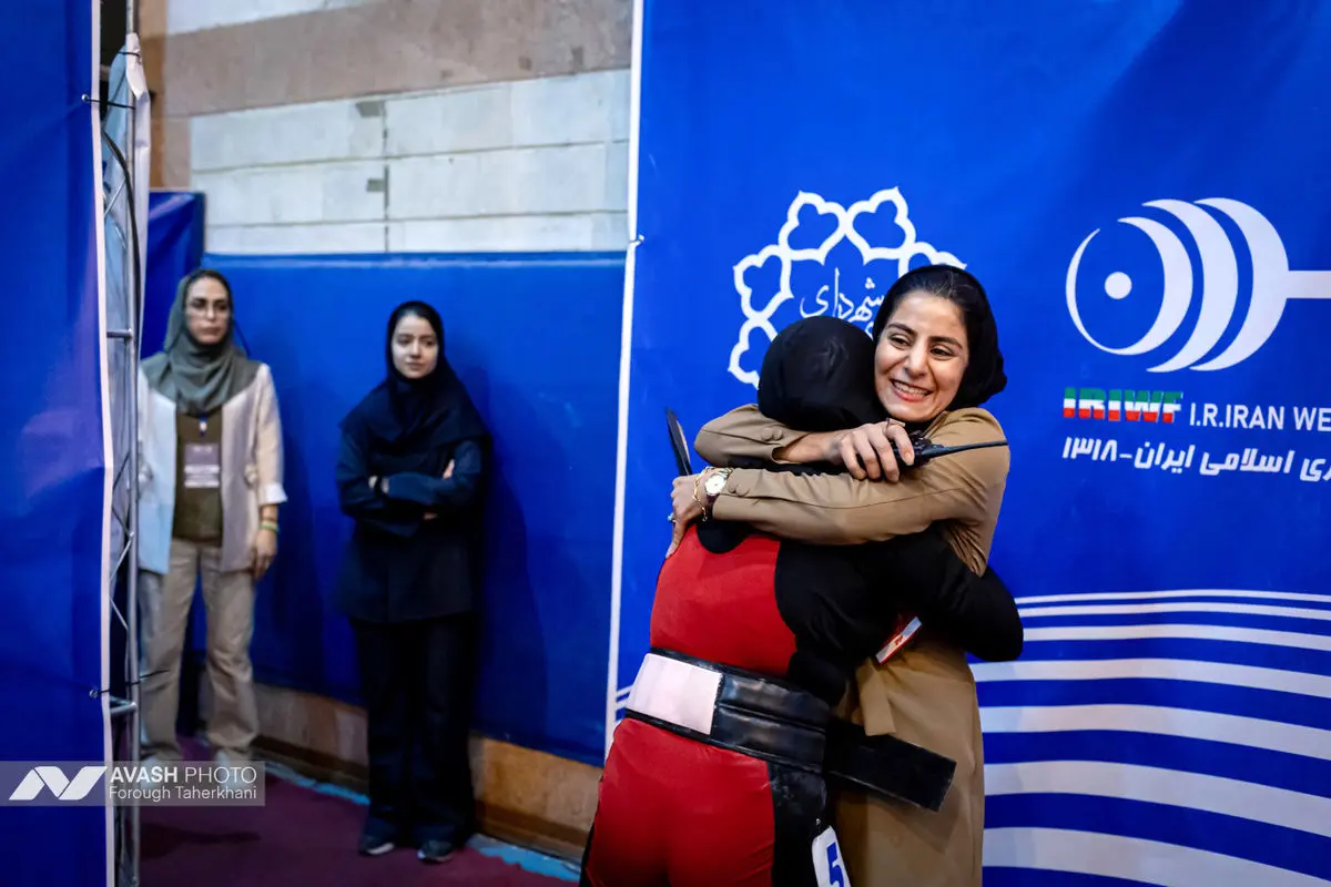 مسابقات وزنه برداری قهرمانی نوجوانان ایران زنان