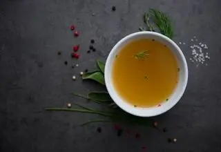 پای مرغ معجزه نمی‌کند اما توصیه می‌شود