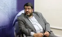 تخریب فواد ایزدی در رسانه اصولگرا: مسئله تو این است که با آن روابط فامیلی و نسب، چرا در تصمیم‌گیری‌ها جایی نداری!