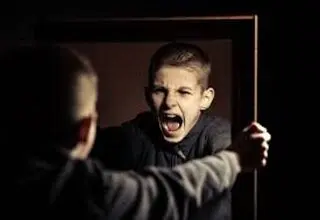 خشم نوجوان خود را چطور مدیریت می‌کنید؟