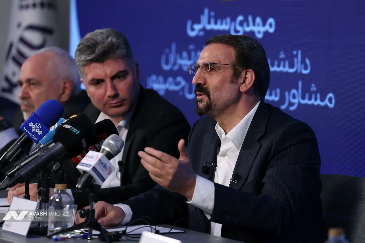 نشست بررسی «روایت و تحلیل ایرانی از تاریخ تحولات روسیه»
