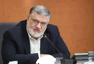 حضور ۲۰ درصدی کارمندان در ادارات از فردا/ بانوان دورکارند