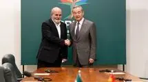 رایزنی احمدیان و وانگ‌یی درباره همکاری راهبردی ایران و چین

