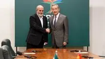 رایزنی احمدیان و وانگ‌یی درباره همکاری راهبردی ایران و چین

