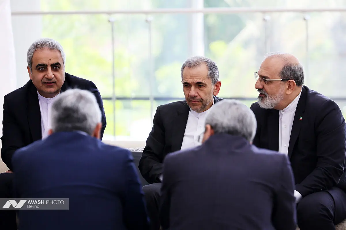 هیات مذاکره کننده ایران پیش از آغاز دور سوم مذاکرات ایران و آمریکا در عمان