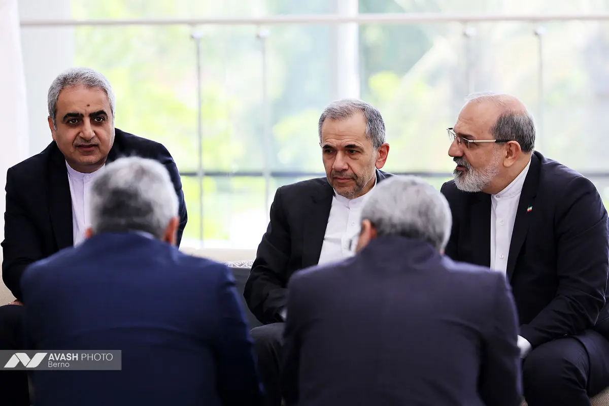 هیات مذاکره کننده ایران پیش از آغاز دور سوم مذاکرات ایران و آمریکا در عمان