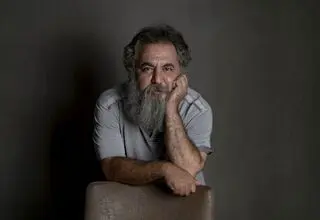 آرش دادگر با «91» به تئاترشهر بازمی‌گردد