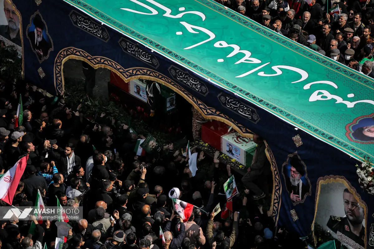 مراسم تشییع «علی لاریجانی»، «غلامرضا سلیمانی» و قهرمانان «ناو دنا»