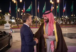 گفت‌وگوی تلفنی بن سلمان و مکرون درباره آخرین تحولات تفاهم ایران و آمریکا
