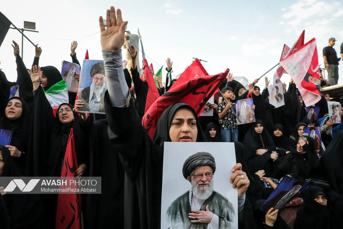 مراسم تشییع پیکر مطهر رهبر شهید انقلاب در تهران - ۱