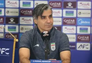 شمسایی: بازیکن به بالا بردن جام فکر می‌کند و سرمربی به بازی بعد
