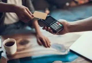 آغاز اجرای طرح کسر علی‌الحساب مالیات ارزش افزوده از تراکنش‌های کارت‌خوان