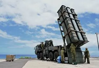ژاپن سامانه موشکی آمریکا را خارج کرد