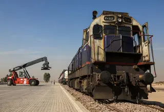 ورود نخستین قطار مستقیم از بلاروس به بندر خشک ریلی آپرین