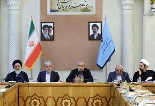 رئیس‌جمهور: پذیرش دانشجو در رشته‌های فاقد کارکرد مؤثر در توسعه کشور موجب اتلاف سرمایه انسانی است