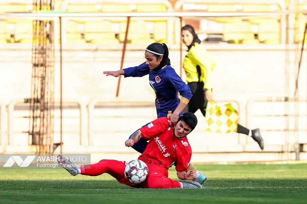 لیگ برتر فوتبال زنان - پرسپولیس و خاتون بم