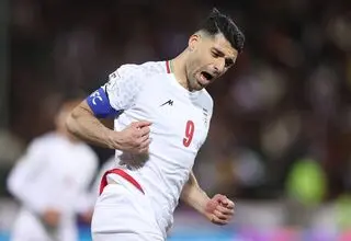 فوتبال زیر آفتاب داغ؛ چرا تیم ملی باید جوان‌تر شود؟