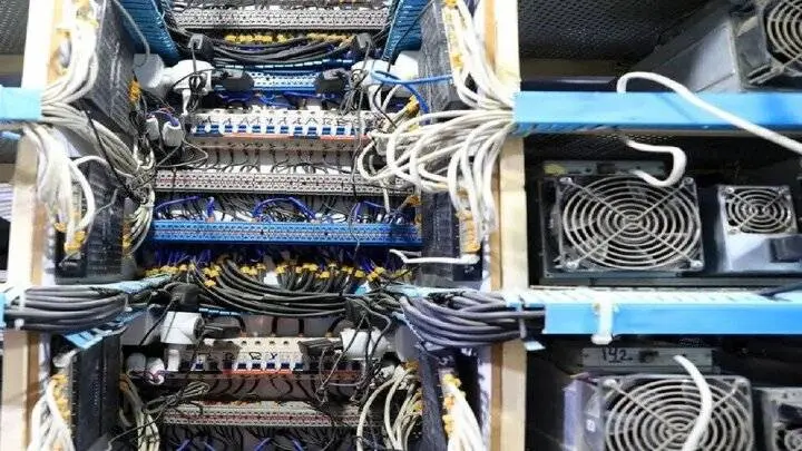 پاداش ۲۰۰ میلیون تومانی برای گزارش موارد استخراج غیرمجاز رمز ارز