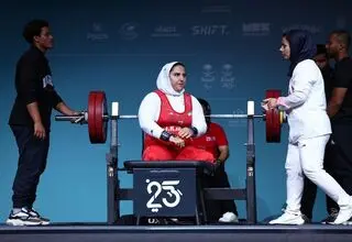 مقام پنجمی زهرا آقایی در پاراوزنه‌برداری
