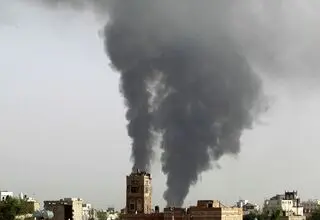 آمریکا و عربستان مسئول بمباران فرودگاه صنعا هستند