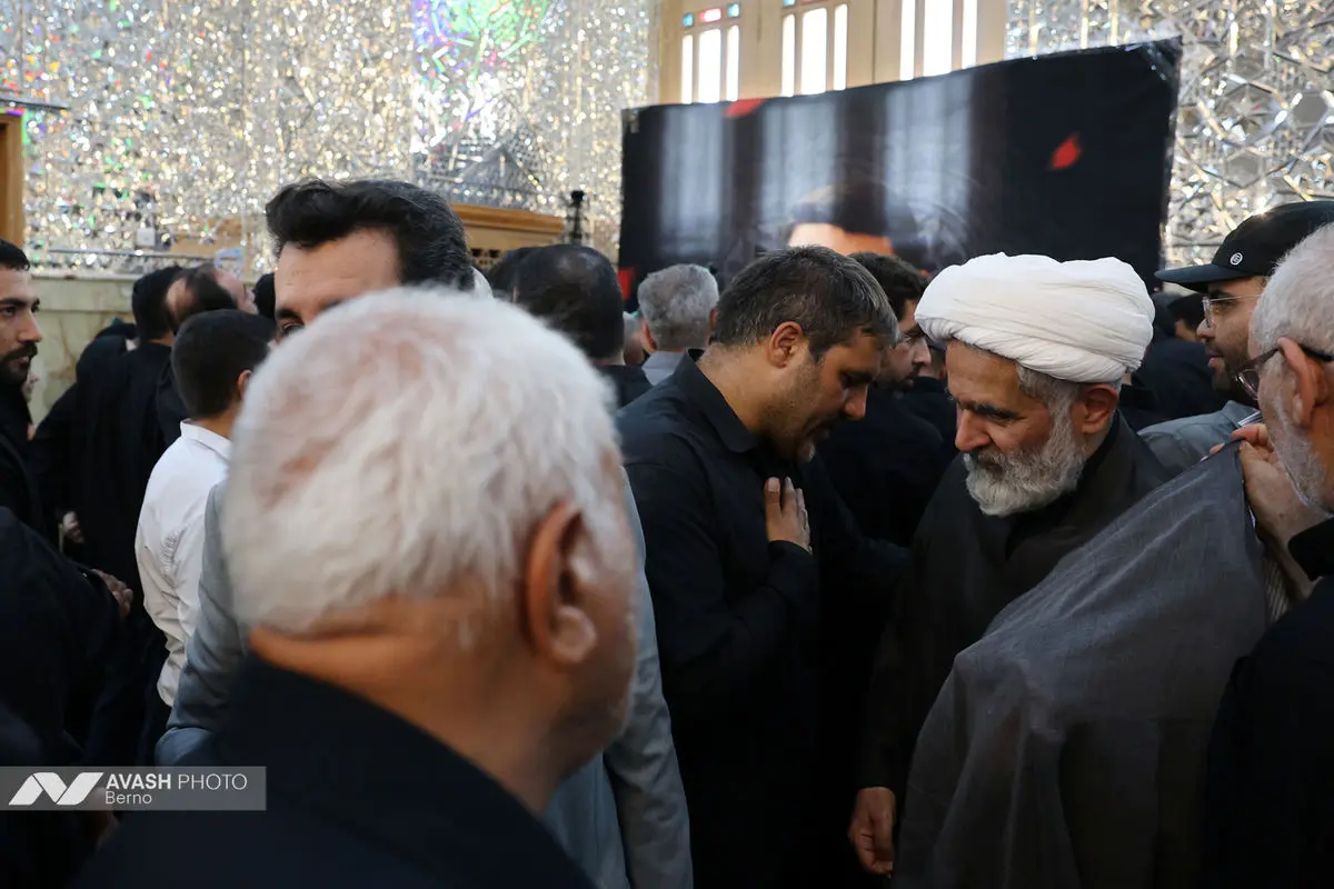 خاکسپاری پیکر سردار شهید حسین سلامی  فرمانده کل سپاه و سردار مسعود شانه‌ئی