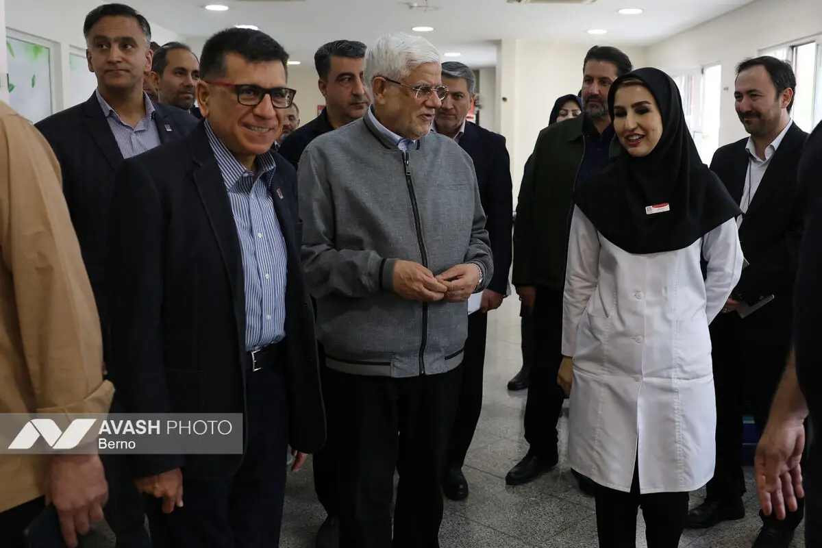 بازدید معاون اول رییس جمهور از سازمان انتقال خون