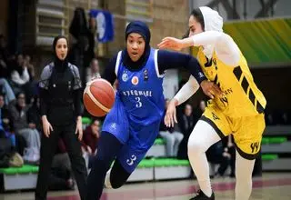 بازیکن آمریکایی استقلال در ایران ماند
