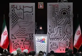 زینب نصرالله: دعای پدرم این بود که خدا باقی عمر او را گرفته و به عمر حضرت آیت‌اللّه خامنه‌ای اضافه کند