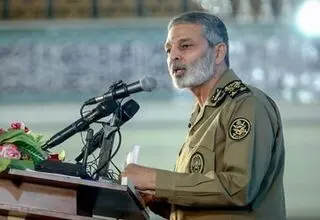 امیر موسوی: مخیر کردن ما به امضای یک تکه کاغذ یا قبول ضربه نظامی نافهمی است