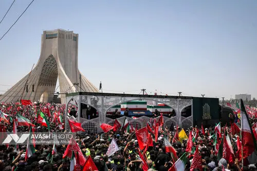 مراسم تشییع پیکر مطهر رهبر شهید انقلاب در تهران - ۳