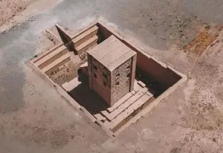 نقش رستم و کعبه زرتشت در محاصره فرونشست/ نبرد بی‌صدای زمین با سه هزار سال تاریخ ایران