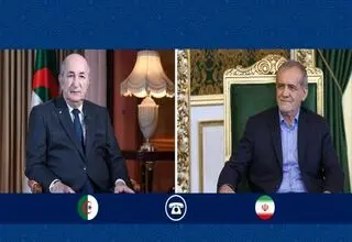 تأکید روسای جمهور ایران و الجزایر بر تقویت روابط و حمایت از فلسطین
