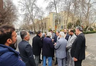 بازدید سرزده عراقچی از معاونت کنسولی و تأکید بر خدمت به مردم