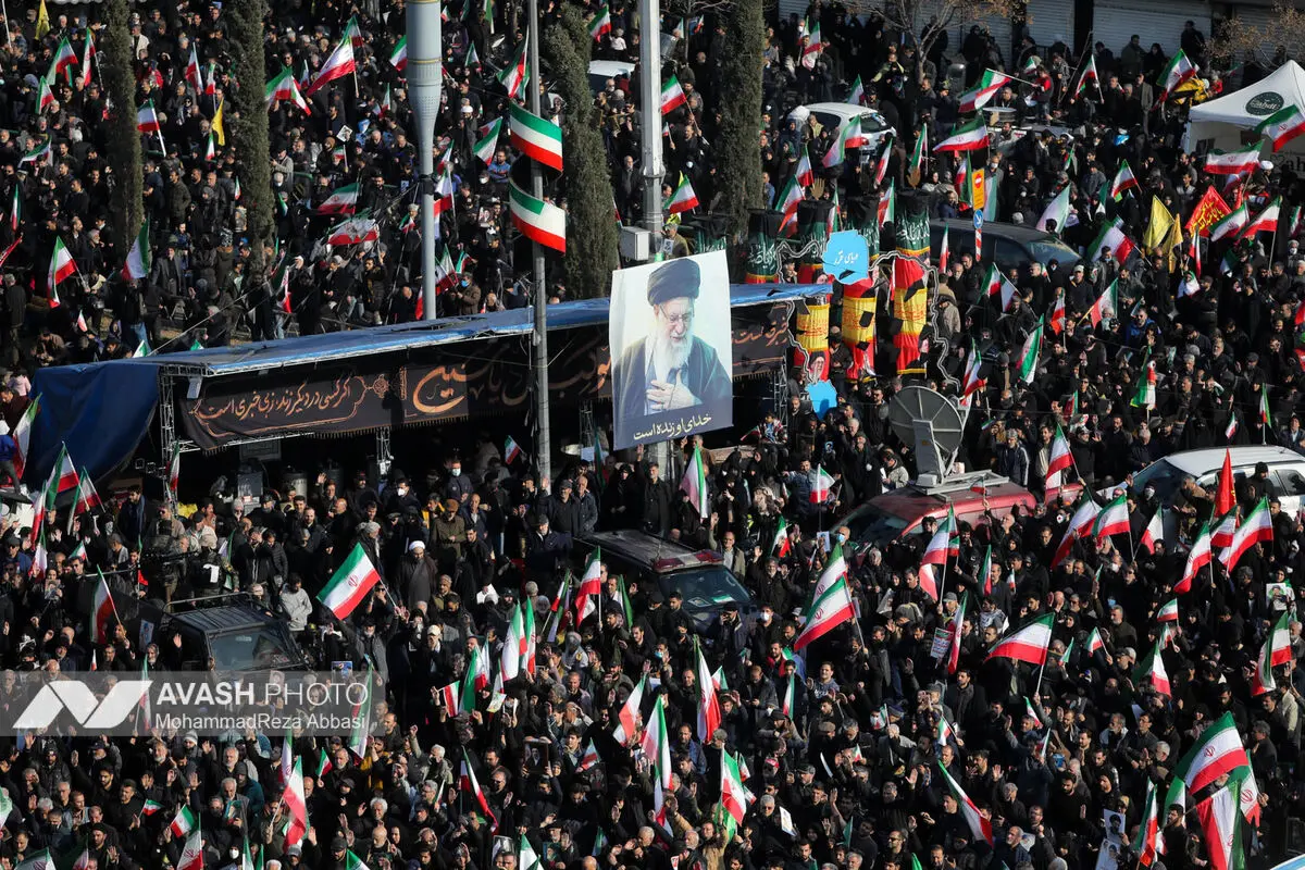 مراسم بیعت با سومین رهبر انقلاب اسلامی در تهران