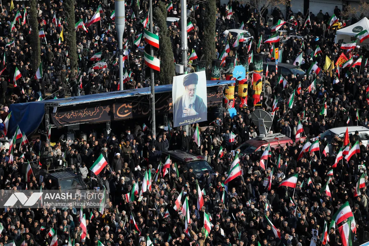 مراسم بیعت با سومین رهبر انقلاب اسلامی در تهران