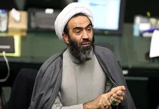 نقدعلی: قانون ظالمانه مهریه هوش طبیعی جوانان ما را از بین برده است