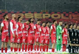 آچار فرانسه پرسپولیس یک ماه خانه‌نشین شد