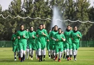 بانوان فوتبال ایران در خط «آتش» صعود